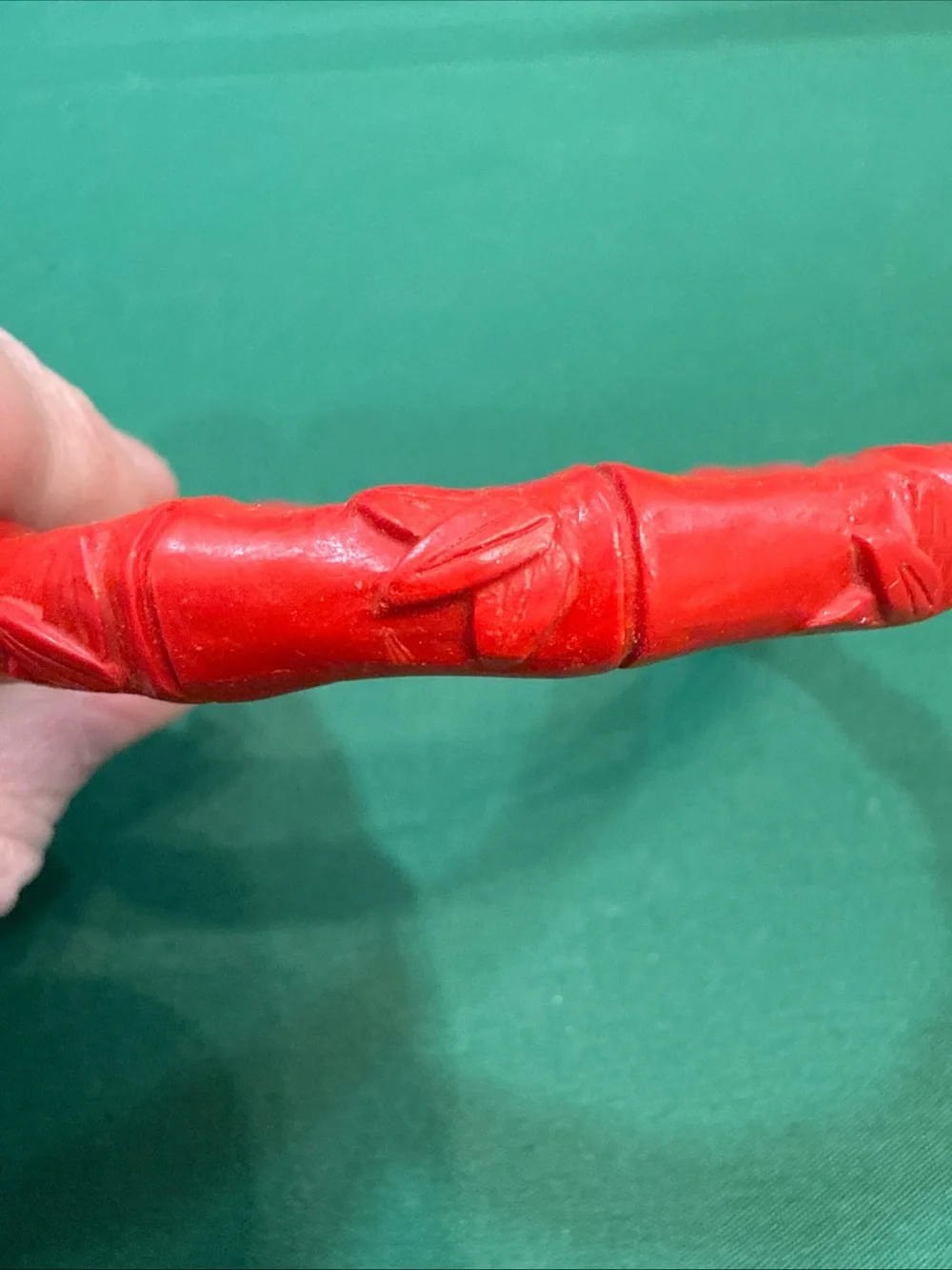 VTG Red Bamboo Style Carved Bangle Bracelets Cinnabar Style. 92D